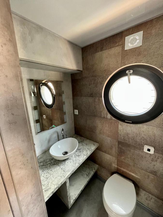 Hausboot - Domy Na Wodzie - Houseboat Porta Mare - Odradream Szczecin Exterior photo