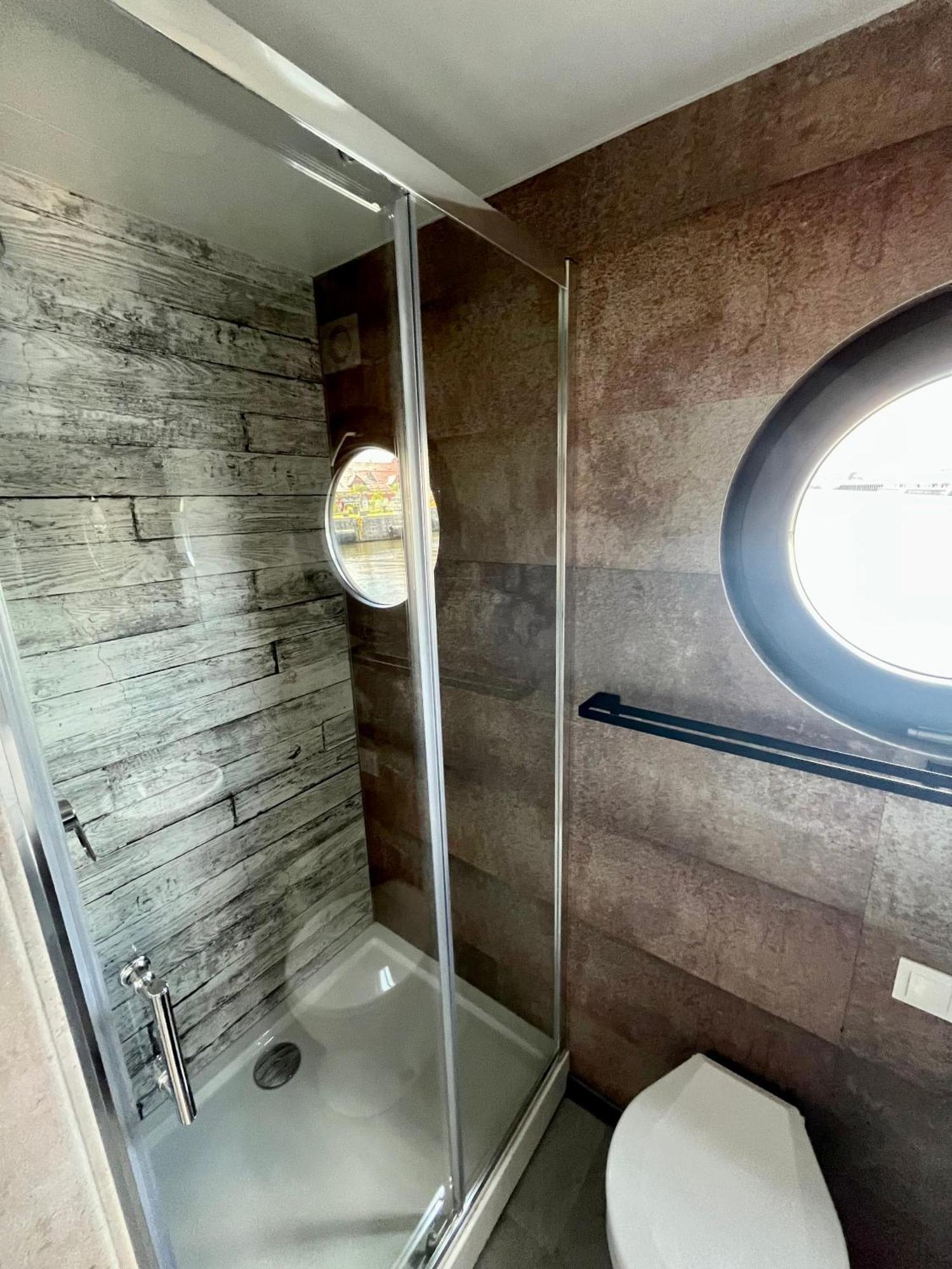 Hausboot - Domy Na Wodzie - Houseboat Porta Mare - Odradream Szczecin Exterior photo